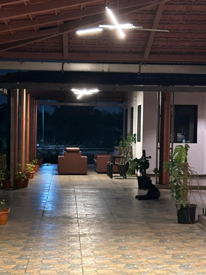 The Sunset Lawns Villa Poona Buitenkant foto